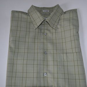 IZOD Mens Short Sleeve Button down Size L